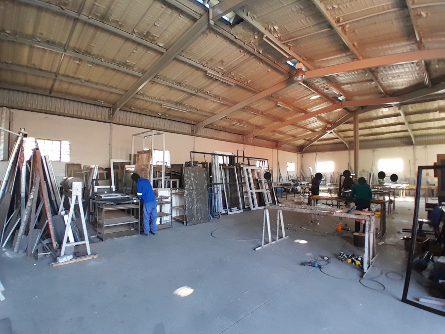 Commercial Property for Sale in Oos Einde North West